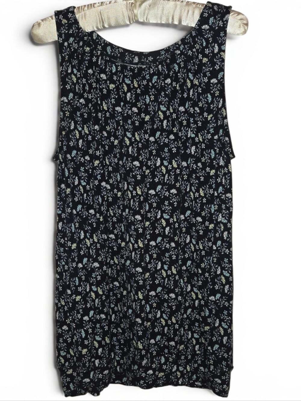 Loft Outlet Floral Sleeveless Navy Shirt